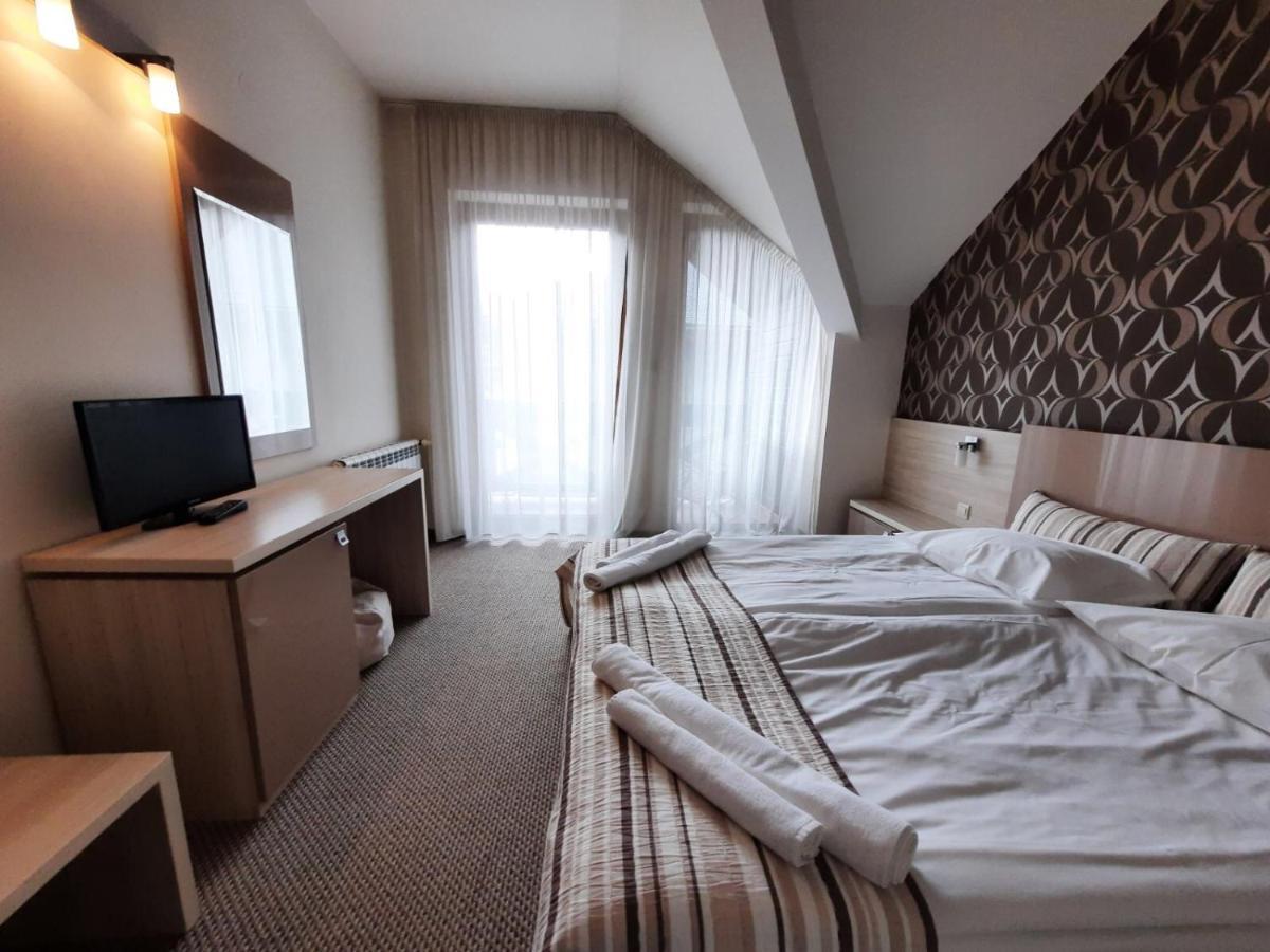 Stayinn Granat Apartments - Next To Gondola Lift Bansko Buitenkant foto
